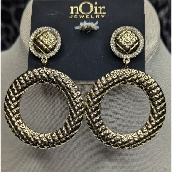 nOir Gold Tone Metal Textured Hoop Earrings - Picture 2 of 5
